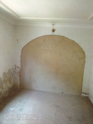 Image 1 Title