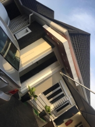 Image 1 Title