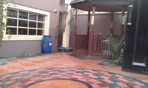 Image 1 Title