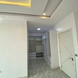 Image 1 Title