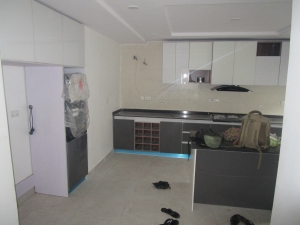 Image 1 Title