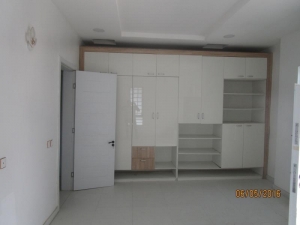 Image 1 Title