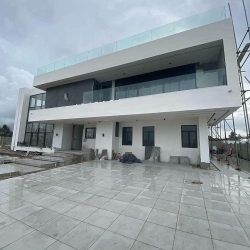Image 1 Title