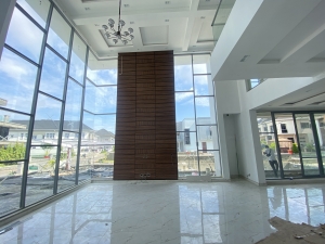 Image 1 Title