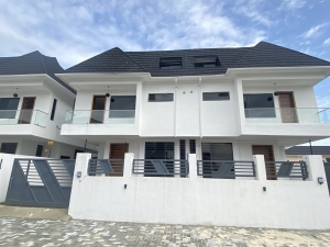 Luxurious 4bedroom Semi Detached Duplex  5 bedroom Semi-Detached Duplex for Sale Lekki Lagos Vetra  Property