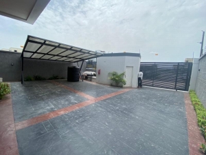 Image 1 Title