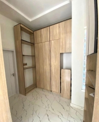 Image 1 Title
