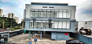 Strategic Massive Office Building With 800sqm Lettable Space Factory for Sale Surulere Lagos Vetra  Property