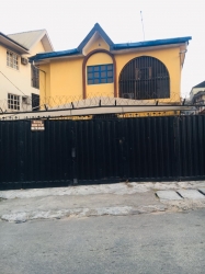 6 Bed Duplex For Sale In Opebi Estate For 55 Million, Size Of The Land Is On 250sqm. Can Park 3 Cars Comfortably. Needs Little Renovation To Suit Your Taste.  Detached Duplex for Sale Ikeja Lagos Vetra  Property