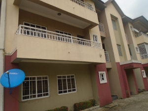  Standard 3 Bedroom Flat All Rooms Ensuit With Guest Toilet Split Ac And Standby Generator For Rent @ 2.8m Inclusive Of Service Charge  3 bedroom Flat for Rent Utako Abuja Vetra  Property