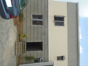 Image 1 Title
