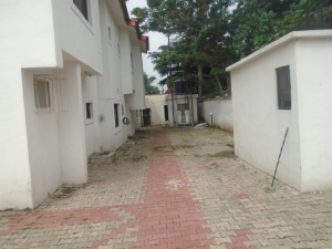 Image 1 Title