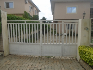 Image 1 Title