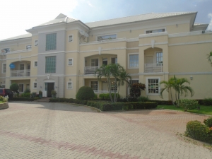 Massive 3 Bedroom Flat With A Room Bq, All Rooms Ensuite With Split Ac, Kitchen Fitted With Gas Cooker And Oven 3 bedroom House for Rent Jabi Abuja Vetra  Property