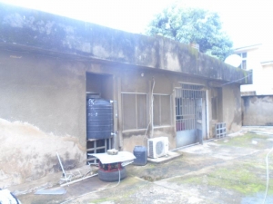 Image 1 Title