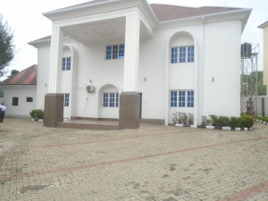 5 Bedroom Fully Detached Duplex With 2 Bedroom Guest Chalet And 2 Rooms B/q For Rent,maitama 5 bedroom Detached Duplex for Rent Maitama Abuja Vetra  Property