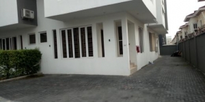Image 1 Title