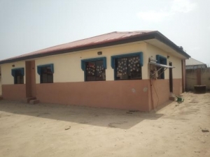 Image 1 Title