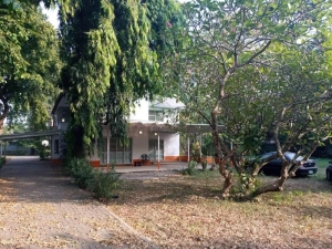 Image 1 Title
