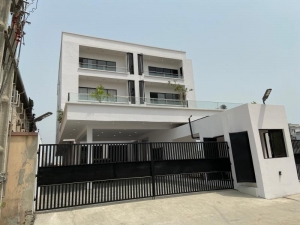 Image 1 Title