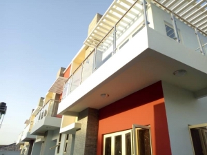 Image 1 Title