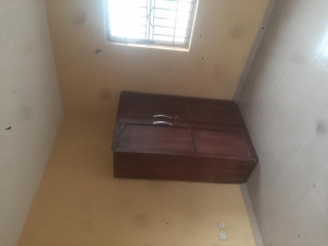 Image 1 Title