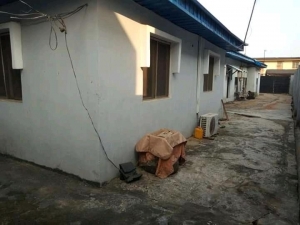 Image 1 Title