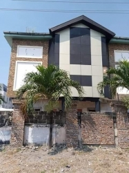 Standard 30 Rooms Hotel With Swimming Pool And Gym.c Of O Hotel/Guest House for Sale Victoria Island Lagos Vetra  Property