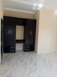 Newly Built & Luxurious 3 Bedroom All Rooms En-suite ( Upstairs) 3 bedroom Flat for Rent Yaba Lagos Vetra  Property