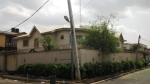 Image 1 Title