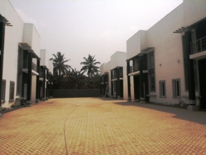 Image 1 Title