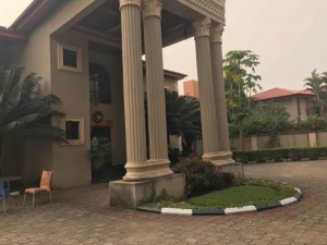 Selling: 5 Bedroom Mansion On 1500sqm At Gra, Ikeja 5 bedroom Detached Duplex for Sale Ikeja Lagos Vetra  Property