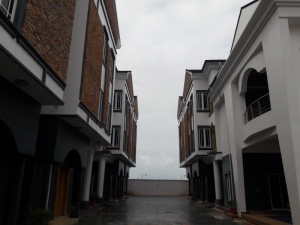 6 Units Of Tastefully Finished Luxury Brand New 4 Bedroom Townhouses House for Sale Lekki Lagos Vetra  Property