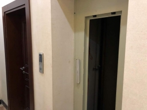 Image 1 Title