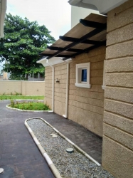 Image 1 Title