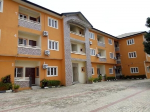 Apartments & Suites For Sale At Oluyole Estate Ring Road, Ibadan. 10 bedroom Flat for Sale Ibadan Oyo Vetra  Property