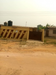 A Well Maintained 2 Bedroom And A Mini Flat In Shagari Estate Semi-Detached Bungalow for Sale Ipaja Lagos Vetra  Property