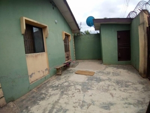 Image 1 Title