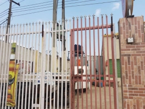Image 1 Title