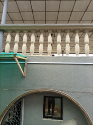 Image 1 Title