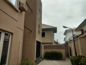 Image 1 Title