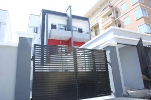 Image 1 Title