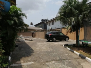 Image 1 Title