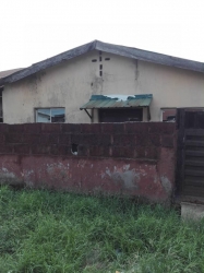 Bongalow Built On Half Plot Of Land At Odunsi Bariga 10 bedroom Detached Bungalow for Sale Shomolu Lagos Vetra  Property