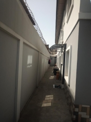 Image 1 Title