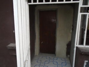 Image 1 Title