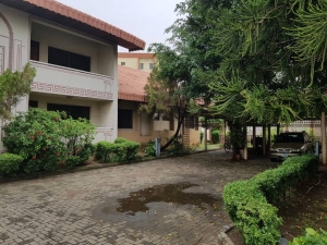 Image 1 Title