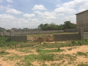 Fenced And Gated Waterfront 967sqm Square Meters Of Land For Sale At Jahi Fct Abuja. 967 Meter Square of Land for Sale Jahi Abuja Vetra  Property