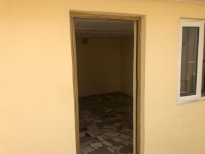 Image 1 Title