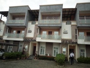 Image 1 Title